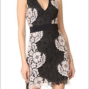 NWOT Alice & Olivia Patrice Lace Dress